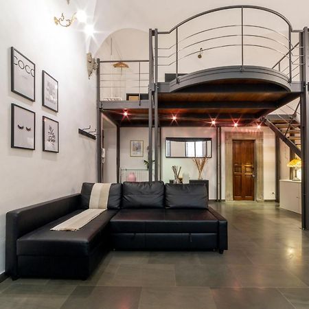 Pepi Loft In A Historical Building Apartamento Florença Exterior foto
